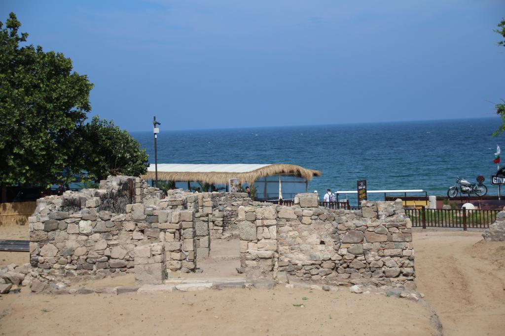 Family Hotel Verona Sozopol Exterior foto