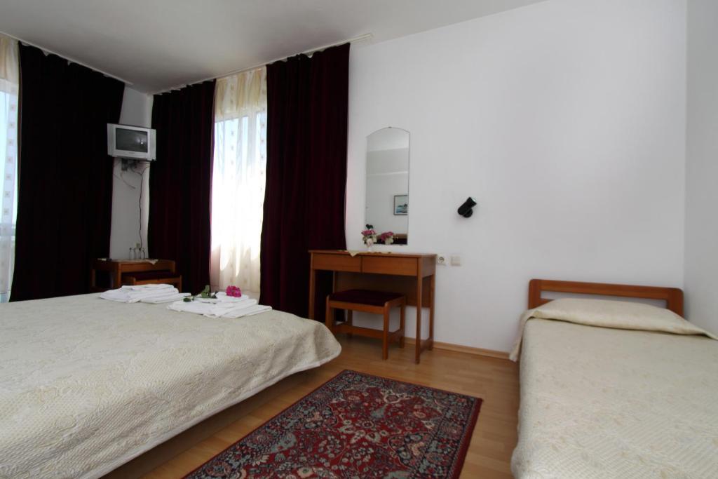 Family Hotel Verona Sozopol Cameră foto
