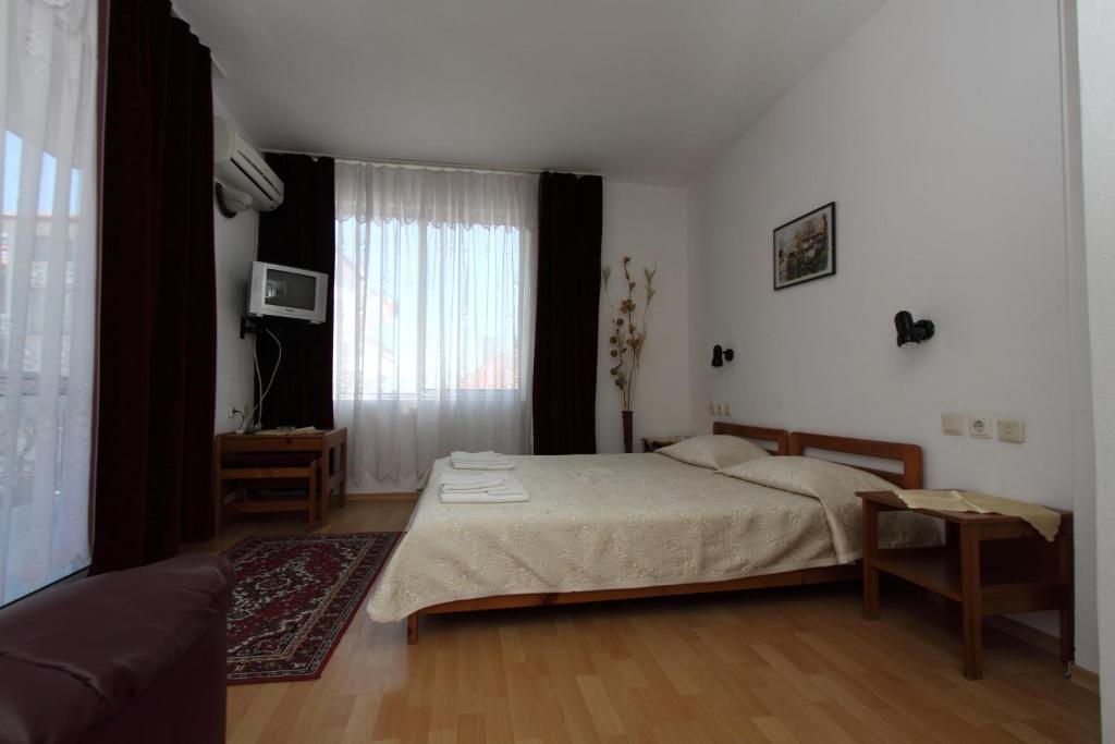 Family Hotel Verona Sozopol Cameră foto