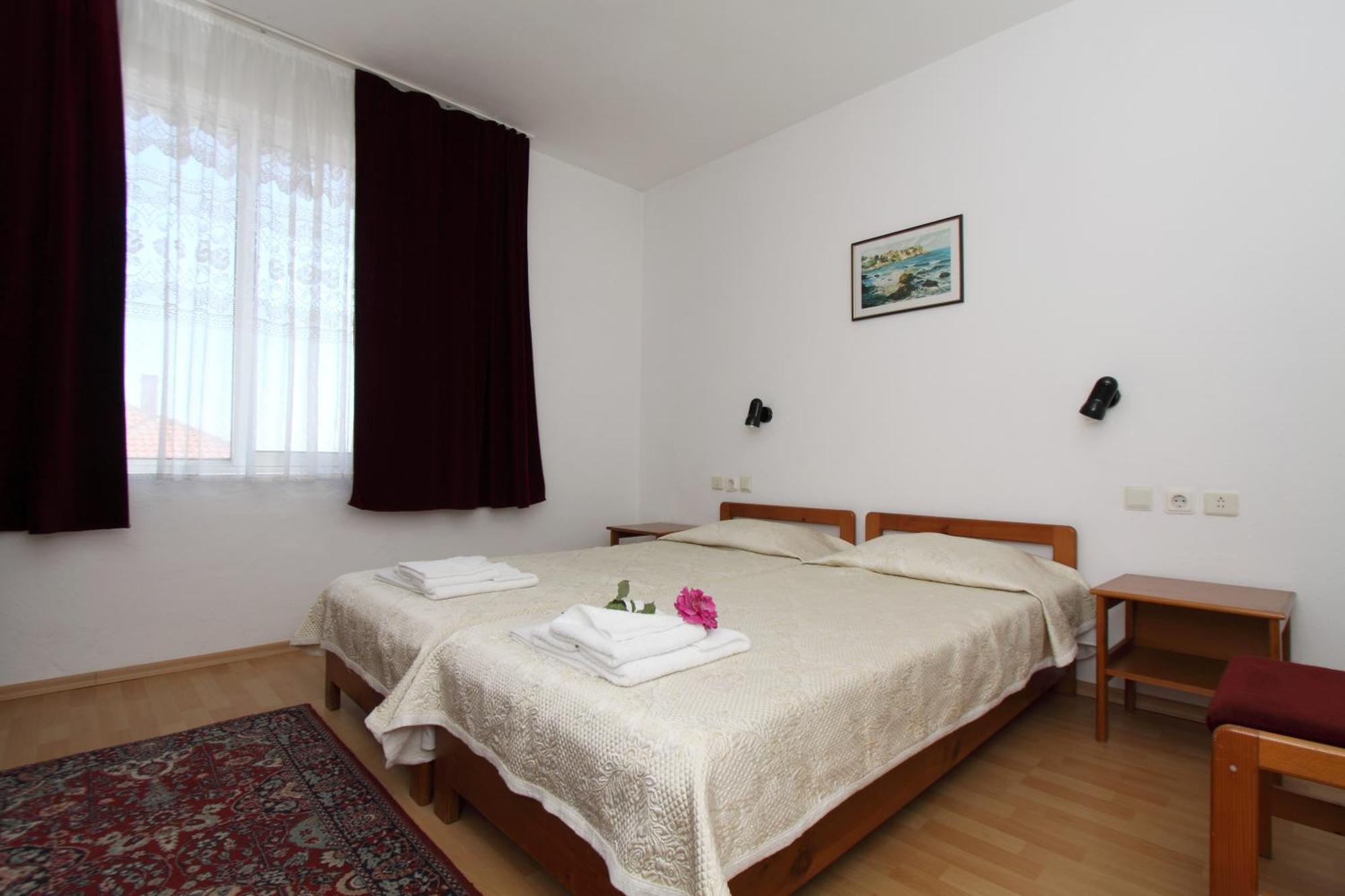 Family Hotel Verona Sozopol Exterior foto