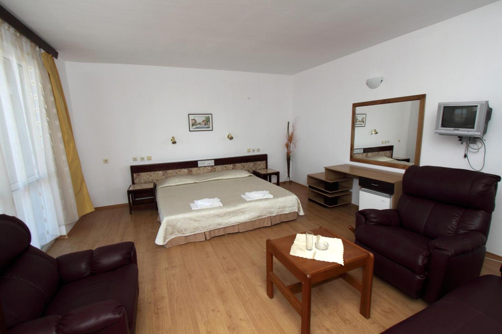 Family Hotel Verona Sozopol Exterior foto
